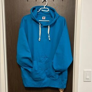 NWOT Men's Teal Hoodie with Drawstring